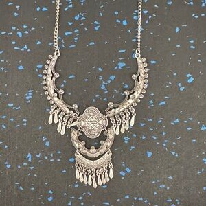 Elegant Silver Necklace